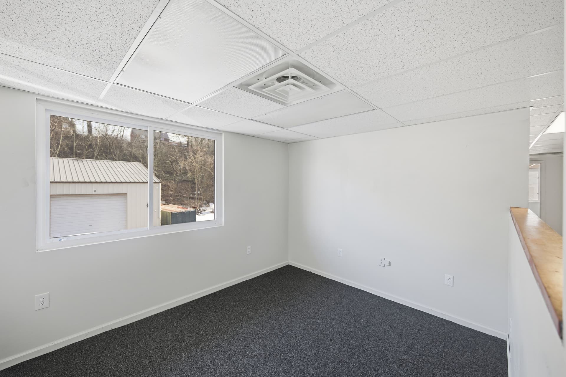 400 Railroad - 1st Floor Office