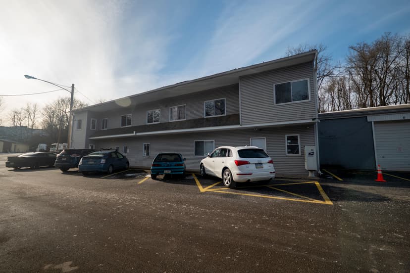 Office Floor 1 - Room 2